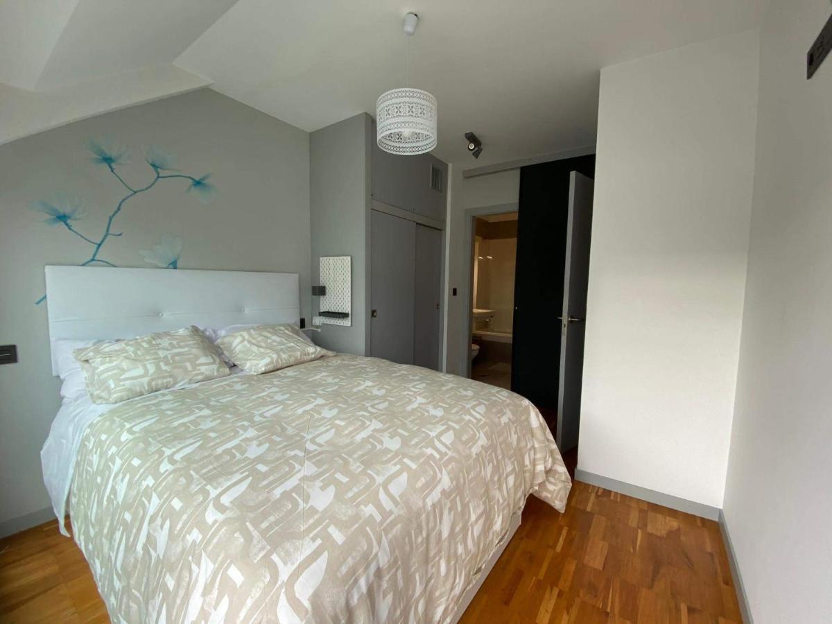 Penthouse With Terrace And Views Near Oza'S Beach Lägenhet A Coruña Exteriör bild